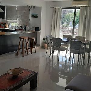 Departamento Con Parking Privado En El Corazon De Mendoza